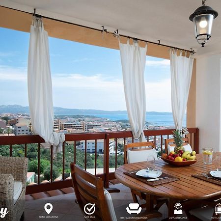 Homey Experience - Central Stay La Maddalena  Bagian luar foto