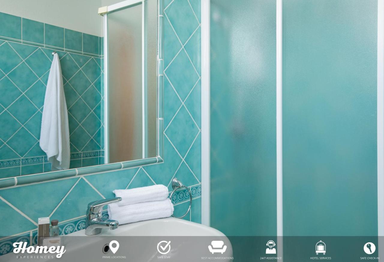Homey Experience - Central Stay La Maddalena  Bagian luar foto
